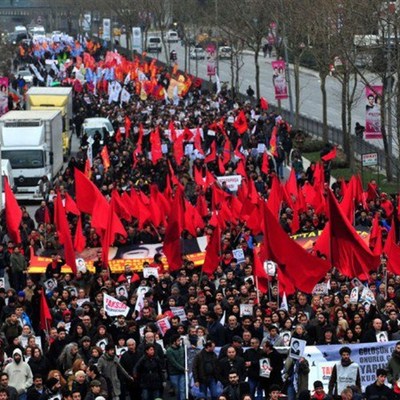 تركيا.. تظاهرات مناهضة لحكومة العدالة والتنمية